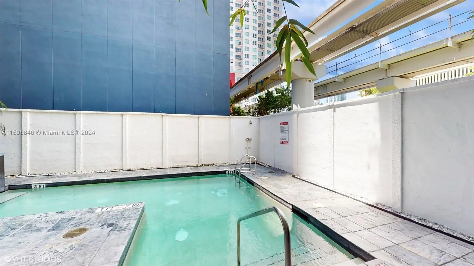 Apartment Image 12