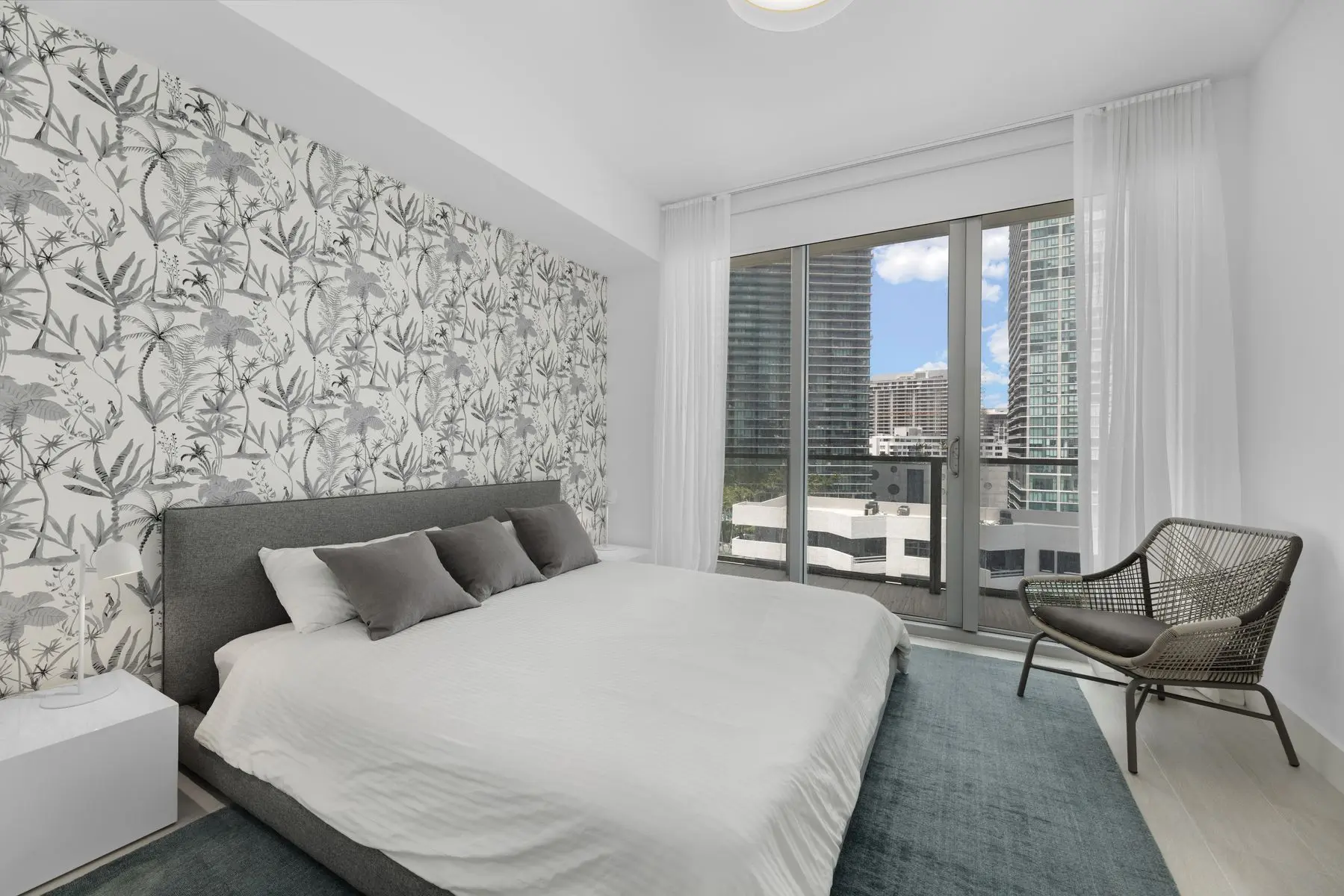 Biscayne Beach Condo Image 11